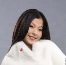 Дуучин К.Номинжин долоон жил бясалгасны учир ”авшиг” хүртжээ